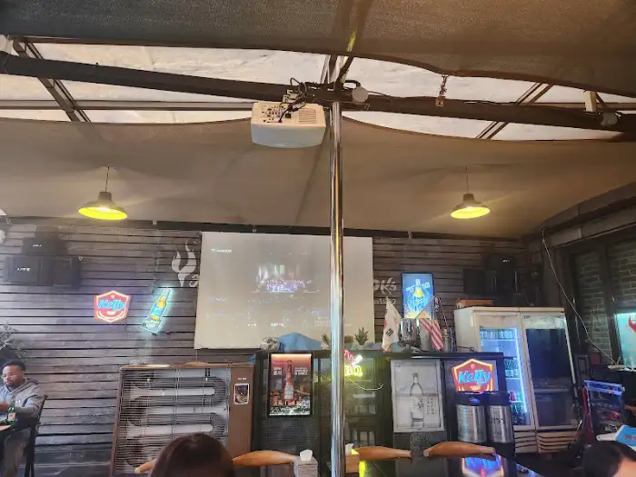 야미&바베쿡스의 실내 분위기