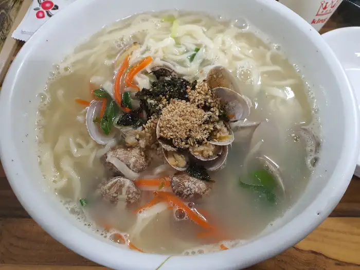 바지락 칼국수 클로즈업
