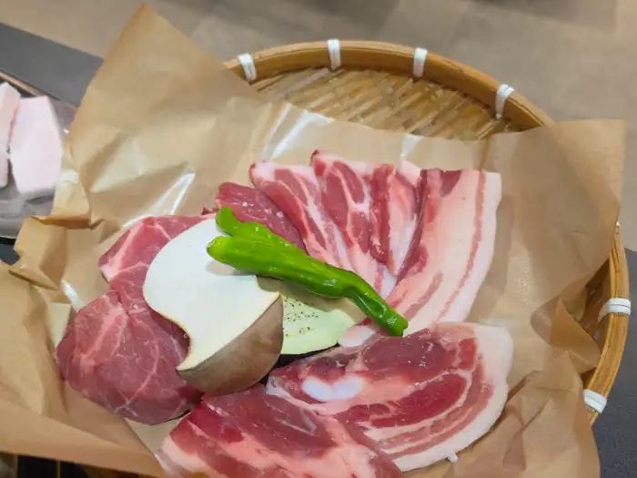 신선한 흑돼지 모둠
