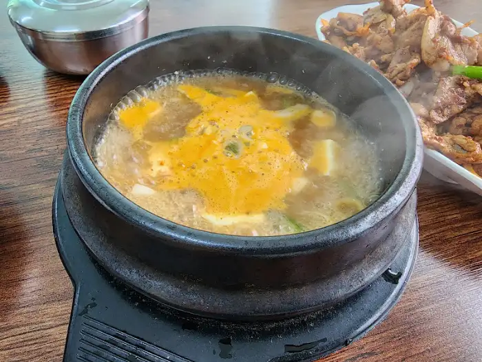 뜨끈한 된장찌개