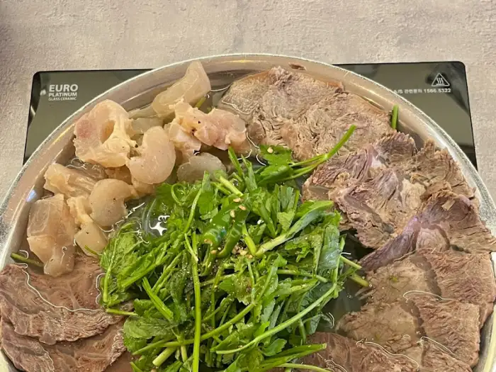 모둠수육전골 속 재료
