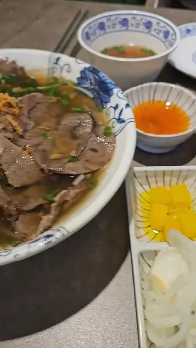 쌀국수와 곁들여 먹는 반찬과 소스