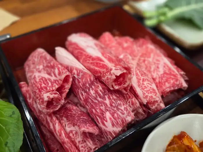 신선한 고기가 먹음직스러운 국보만두 고잔점