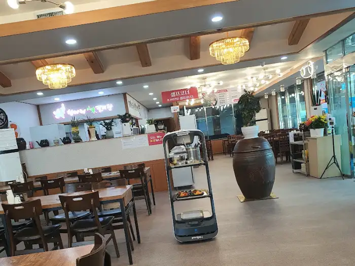 항아리갈비탕 포천직영점 내부 전경