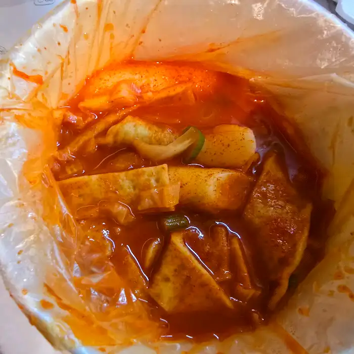 종로김밥 전남완도점의 컵 떡볶이