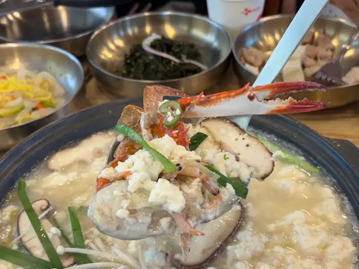 정은숙초당순두부 순두부 전골의 푸짐한 건더기